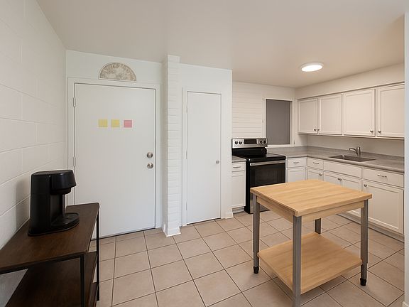 Kitchen (w/ clutter removed in editing)