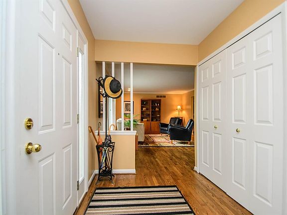 5th image of 3685 Charter Pl