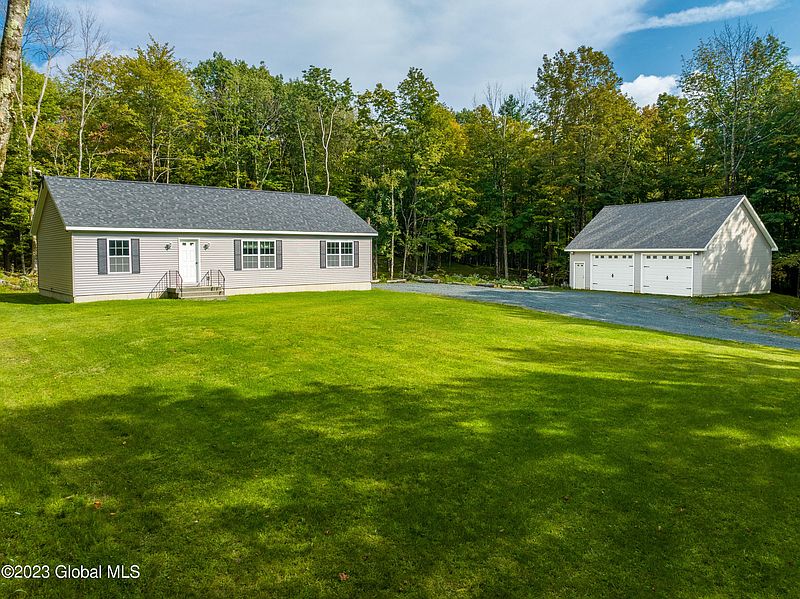 2nd image of 182 Foster Road