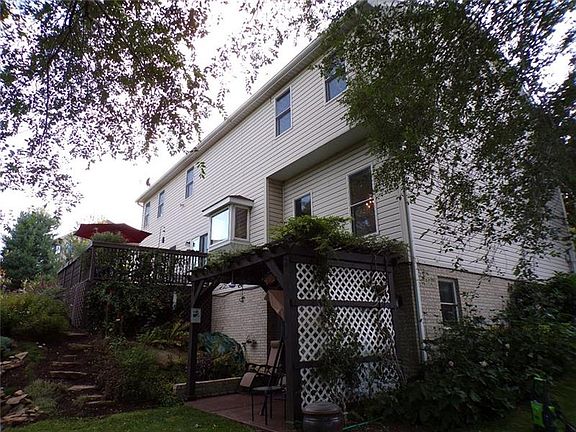 2nd image of 5089 Cypress Dr