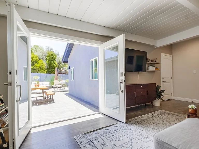 7832 Cinnabar Dr — Photo 34