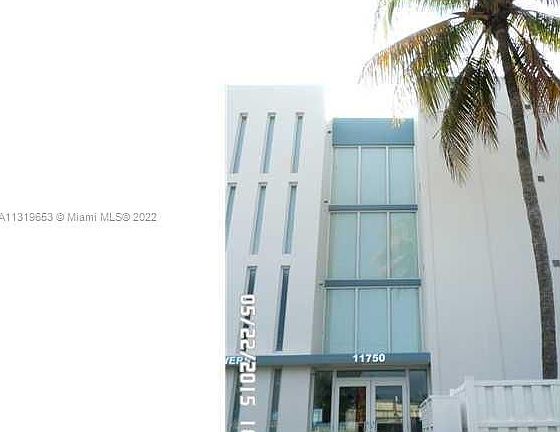 2nd image of 11750 NE 16th Ave APT 204