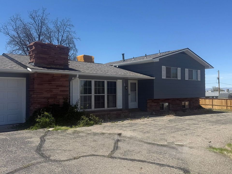1st image of 547 Greenwood Dr