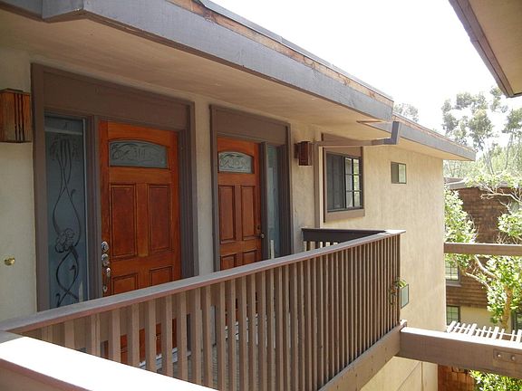 3rd image of 8840 Villa La Jolla Dr Unit 314