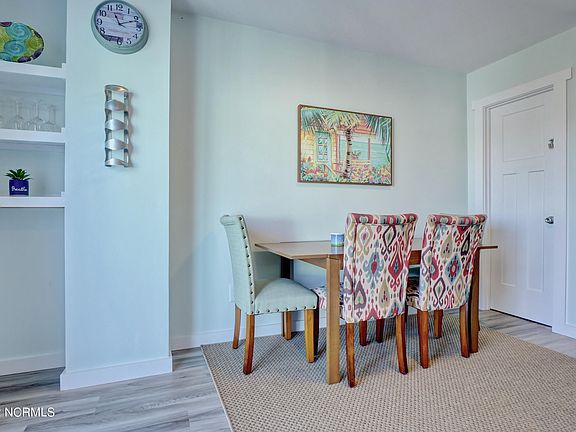 5th image of 202 Bayview Dr
