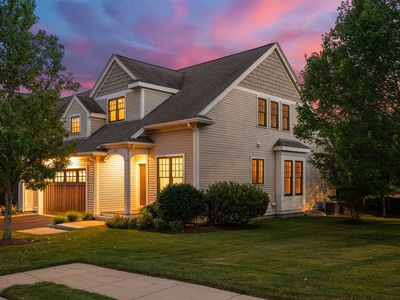 60 Graystone Cir UNIT 60, Winchester, MA, 01890
