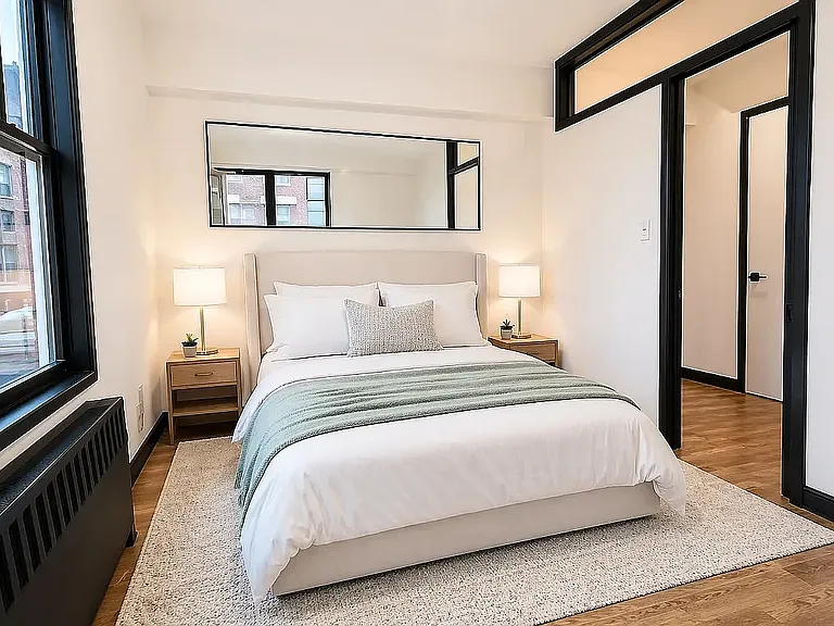 340 E 58th St #2B — Photo 1