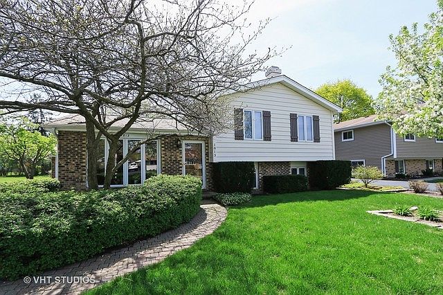 1st image of 1813 Longmeadow Dr
