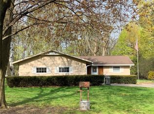 551 Holt Rd, Webster, NY 14580