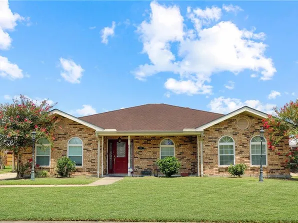 2537 W Friendship Dr, Harvey, LA 70058