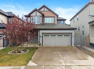 2938 N Chinook Winds Dr SW, Airdrie, AB T4B0P6