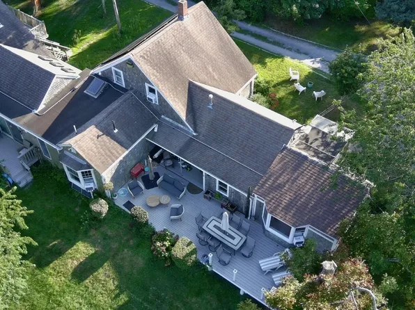 138 Chase Street, Hyannis, MA 02601