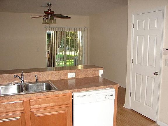 4th image of 5862 Nature Terrace Cv #5862