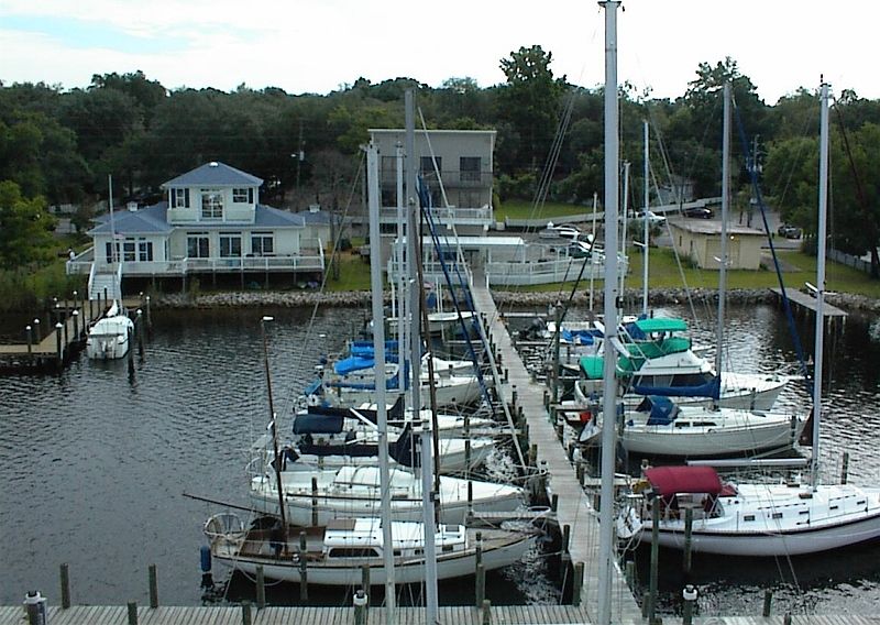 1st image of 815 Bayshore Dr