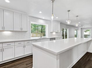 14 Tall Sky Pl, Spring, TX 77381