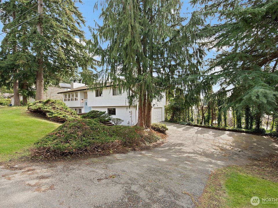 2nd image of 3912 Serene Way