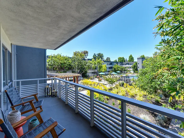 Citra Apartments — Photo 7