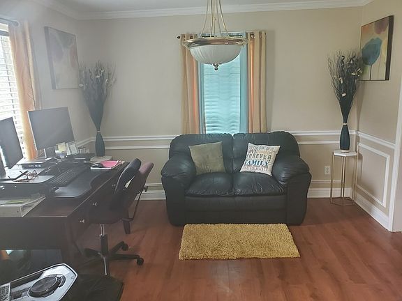 4th image of 137 Madeline Hill Ct
