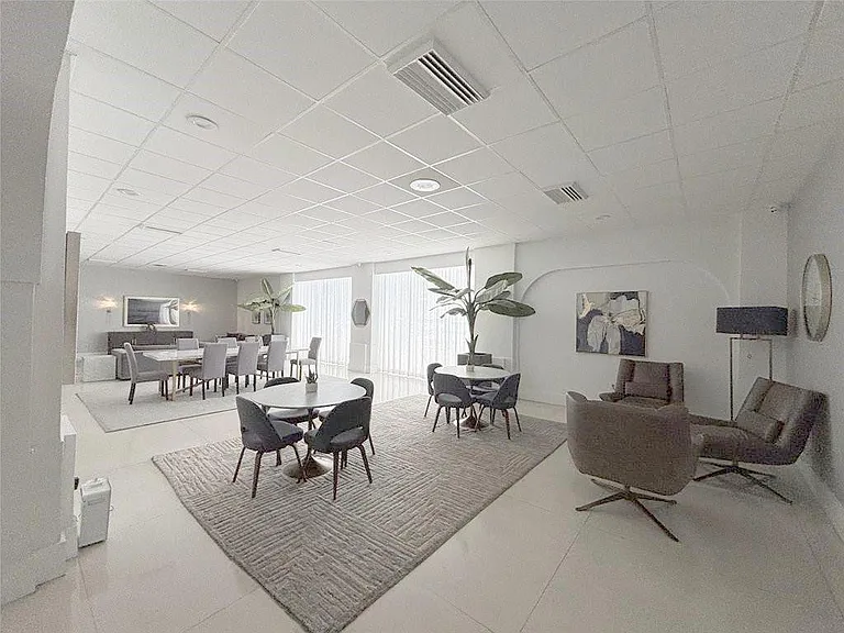3140 S Ocean Dr #809 — Photo 23