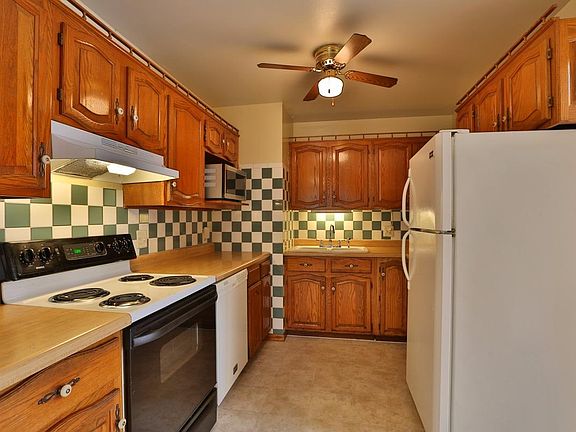 5th image of 7537 Kentucky Ave