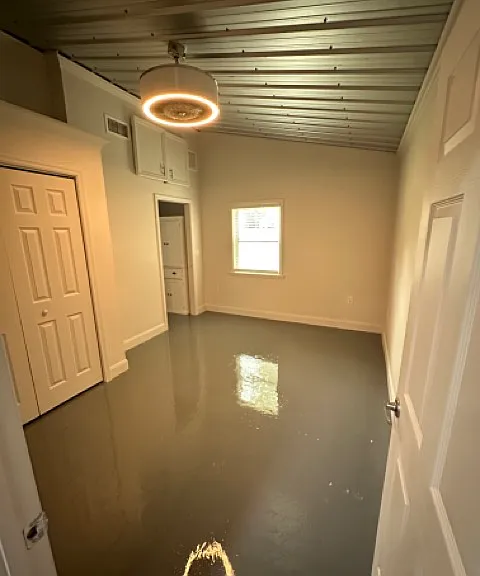 2510 SE Lake Weir Ave #2 — Photo 8