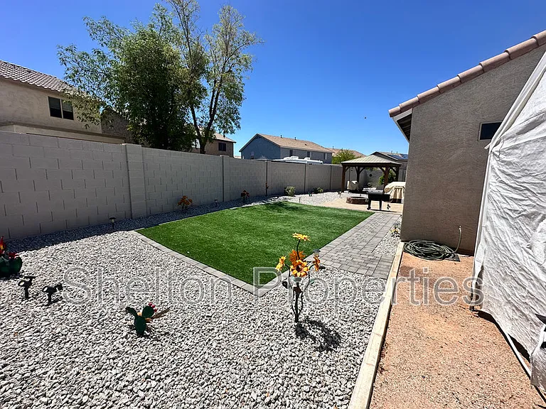 30311 W Whitton Ave — Photo 30