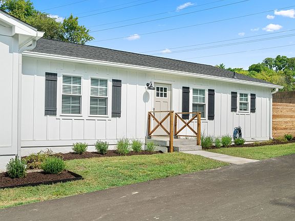 3rd image of 2128 Sharondale Dr #C
