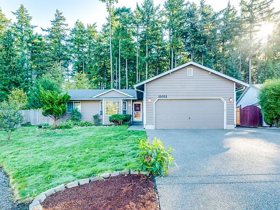 3rd image of 11021 218th Avenue Ct E
