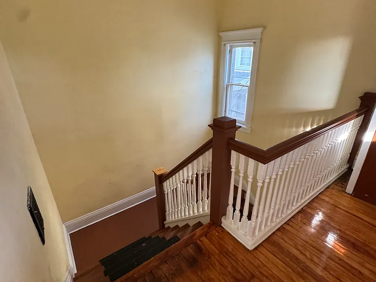15 Scott St #2 — Photo 9