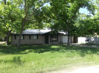 105 W Elm St, Granger, TX 76530