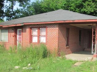 206 Walters Dr, Laurel, MS 39440