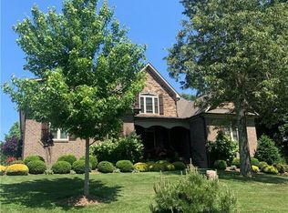 593 Hiltons Landing Dr, Greensboro, NC 27455