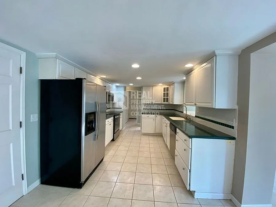 Beautiful Home in Orchard Gate | 5932 S Dayton Ct — Photo 3