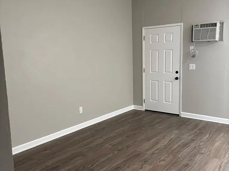 Sandra's Apartments — Photo 7