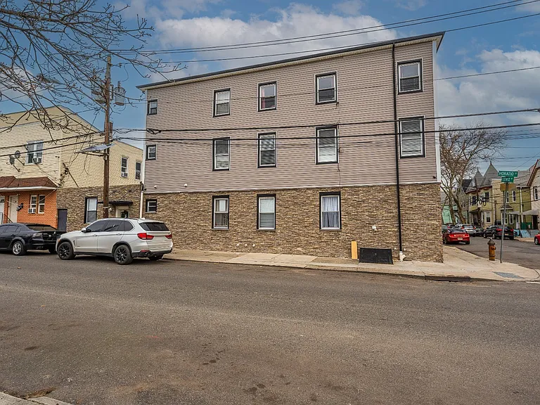 55 Lentz Ave #2 — Photo 23