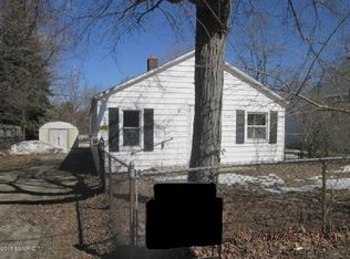 2352 Norman Ave, Norton Shores, MI 49441