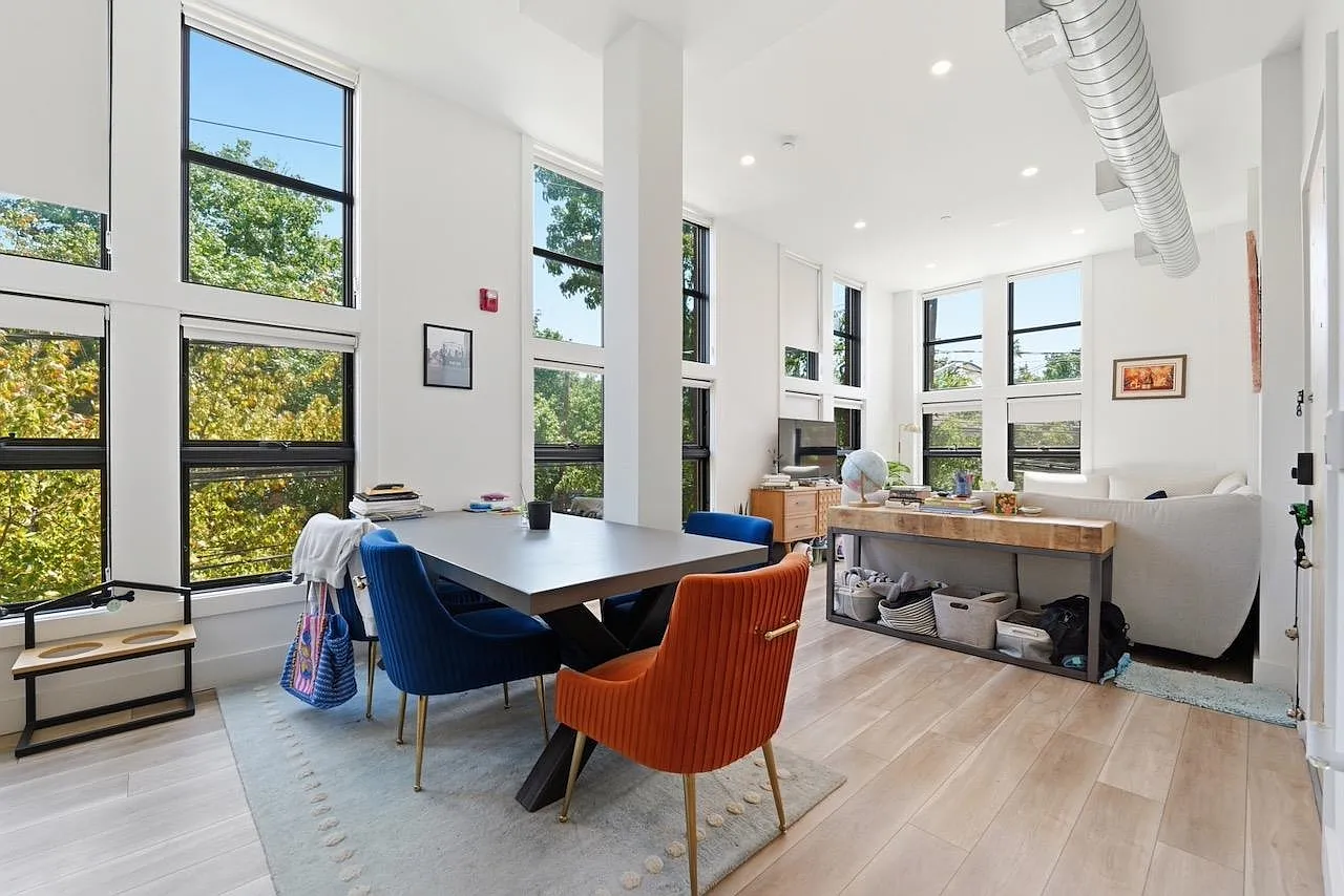 2 bed, 1.5 bath, $4,850 — Photo 1