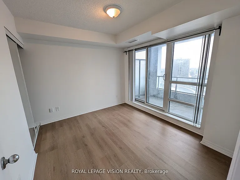 2015 Sheppard Ave E #1408 — Photo 21