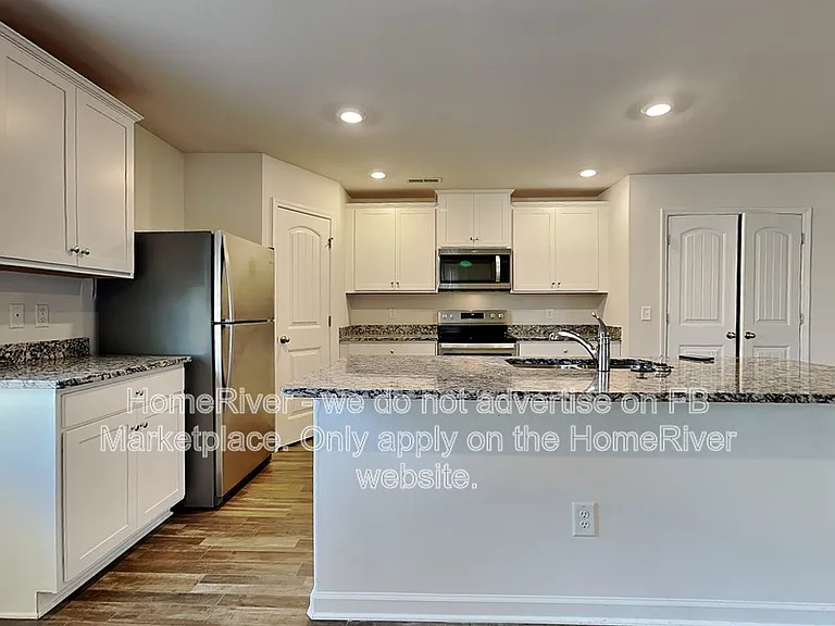 3999 Meredith Woods Ln — Photo 5