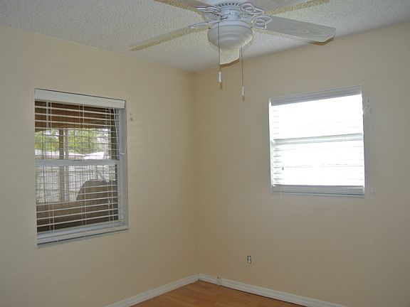 5th image of 6645 Burlington Ave N