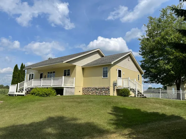 9435 Case Rd, Brooklyn, MI 49230