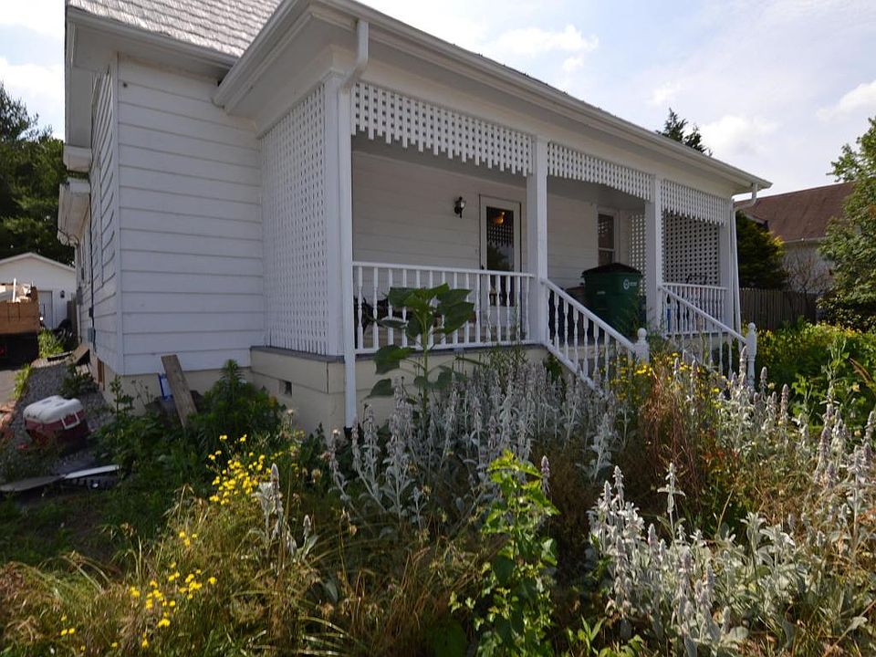 1st image of 203 Hagan St