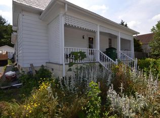 203 Hagan St, Christiansburg, VA 24073