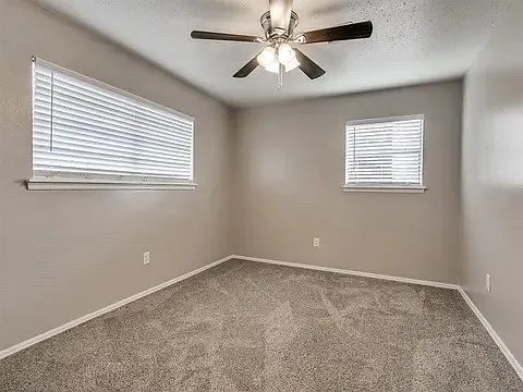 3304 Baird Dr — Photo 6