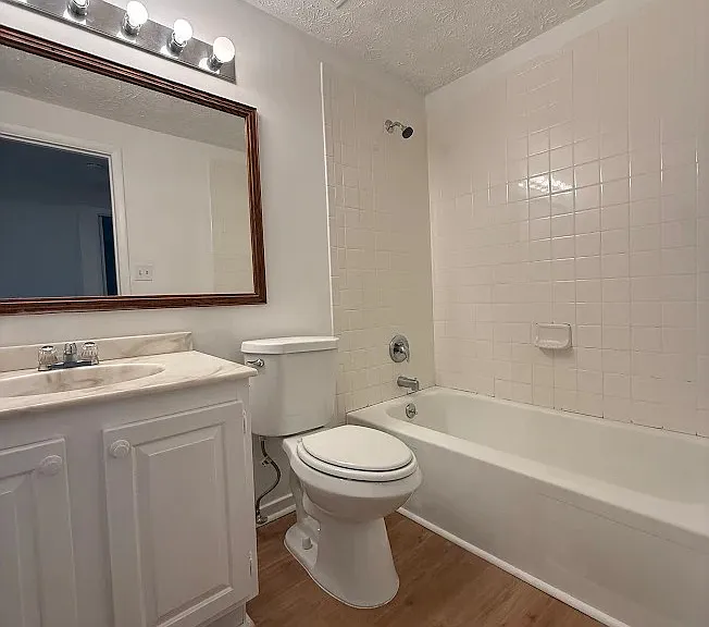 117 Hickory Dr — Photo 5