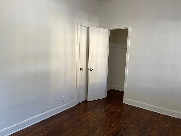 3000 Kenwood Ave #3000 — Photo 8