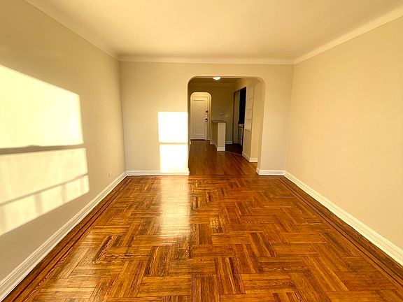 2nd image of 4746 40th St APT 3A