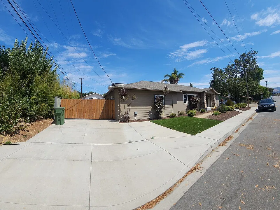 492 Felton Way