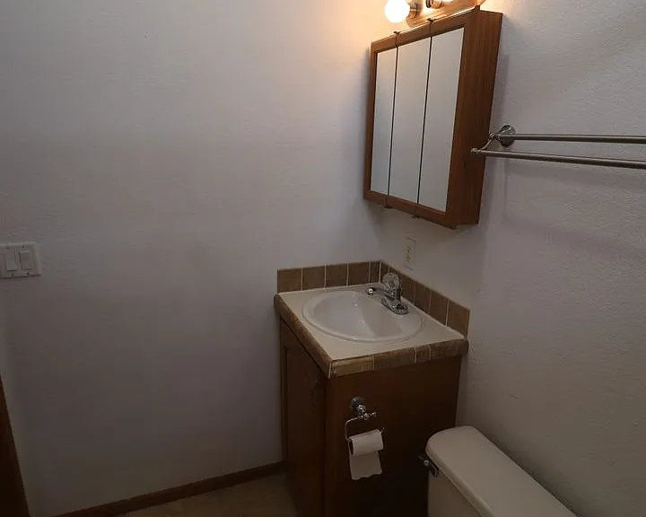 2116 Thompson Dr — Photo 31