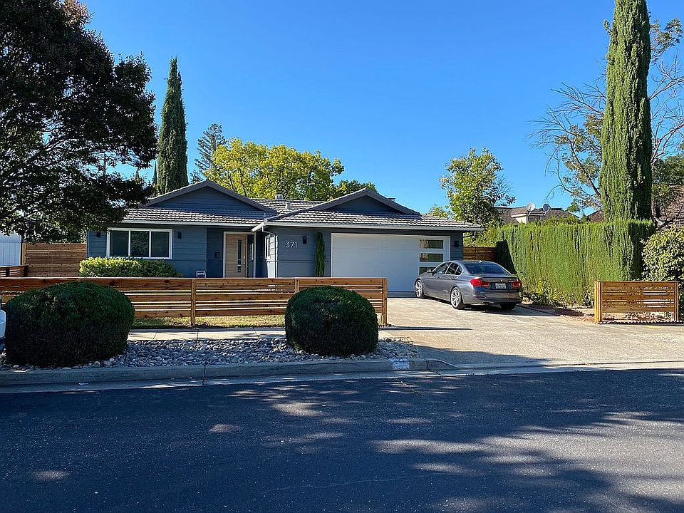 1st image of 371 Penn Way